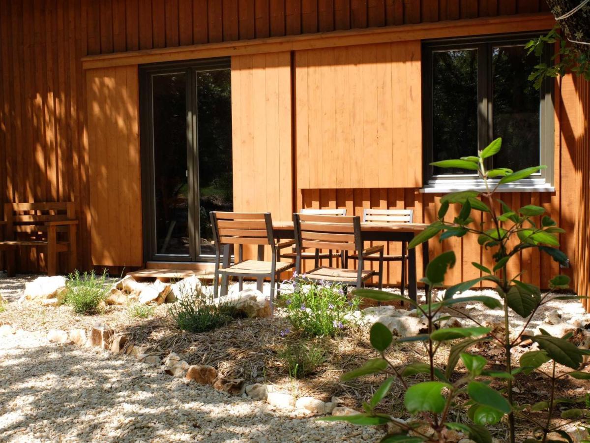 Gite Et Cabane Ecologiques 1000 Pailles Labastide-de-Virac Exterior foto